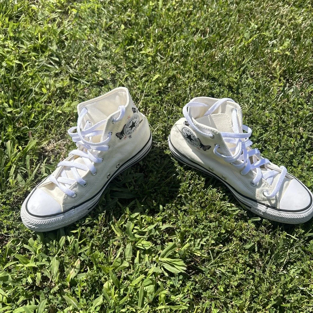Converse Chuck Taylor All Star High Top Butterfly Sneaker Big Kid Size 6